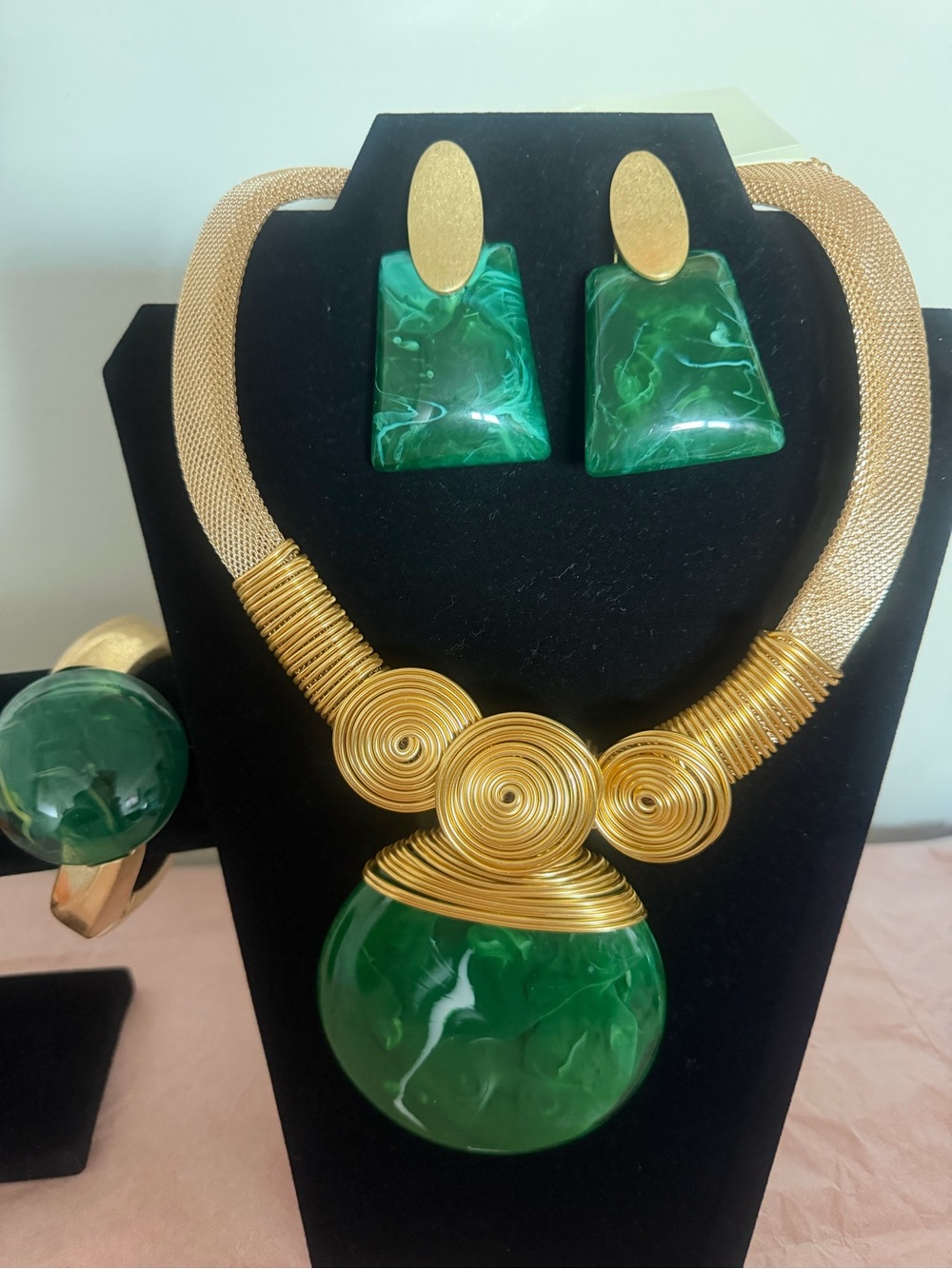 Gold-Tone Necklace Set with Green Marbled Pendant Earrings & Bracelet